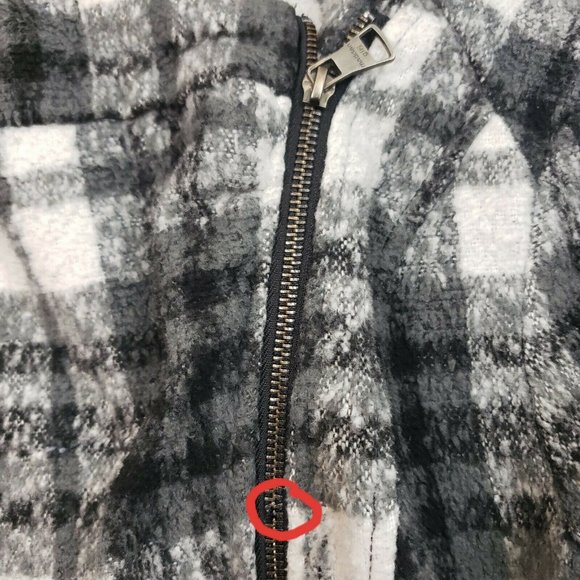 Madden Girl Hooded Jacket Large Plaid Black White - Picture 8 of 10